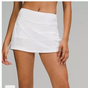 LULULEMON Pace Rival Skit 13"